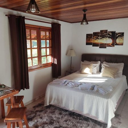 Chales Encantus Villa Monte Verde  Luaran gambar