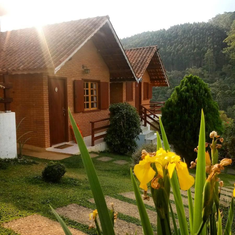 Chales Encantus Villa Monte Verde  Luaran gambar