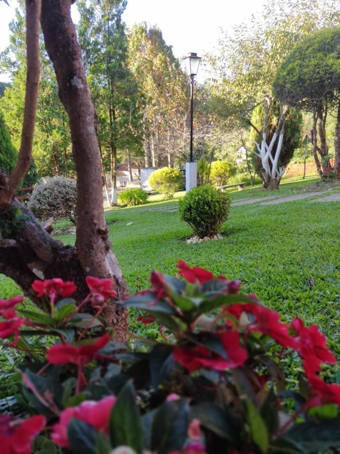 Chales Encantus Villa Monte Verde  Luaran gambar
